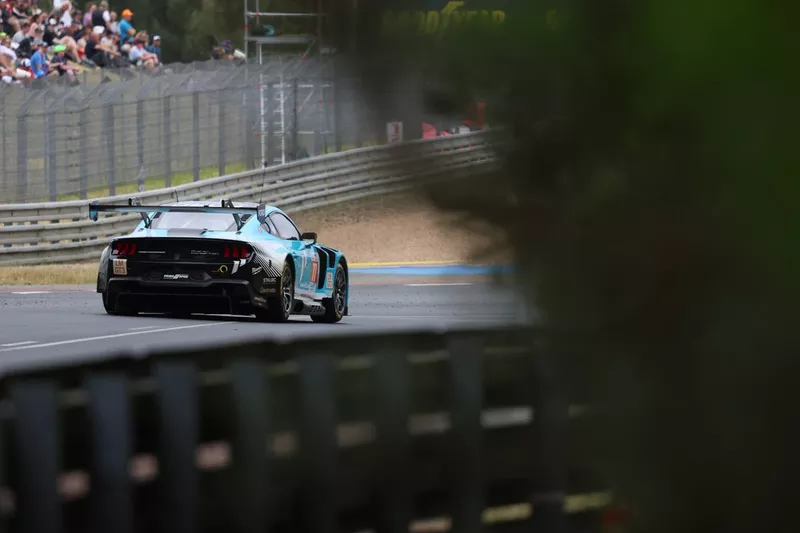 Ford Mustang LMGT3 #77 Proton Competition : Ryan Hardwick, Zacharie Robichon, Benjamin Barker