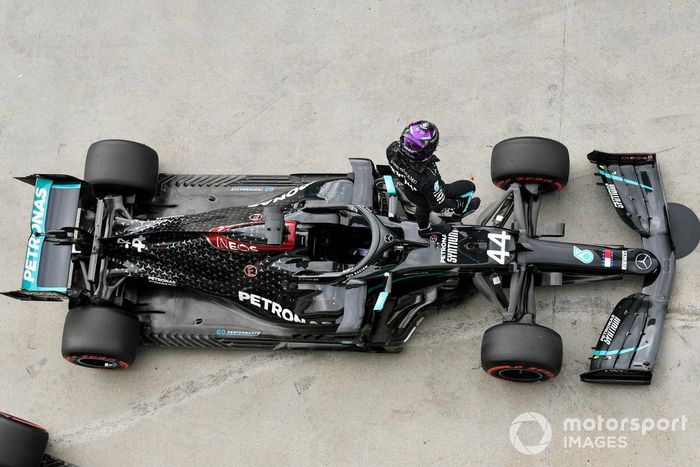 Lewis Hamilton, Mercedes-AMG Petronas F1, celebrates after securing pole position