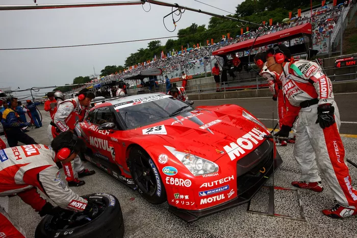 #23 MOTUL AUTECH GT-R｜2010年
