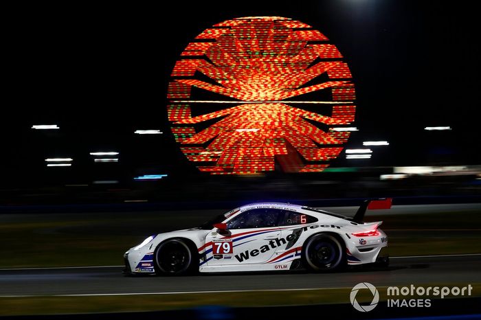 #79: WeatherTech Racing Porsche 911 RSR - 19, GTLM: Cooper MacNeil, Gianmaria Bruni, Richard Lietz, Kevin Estre