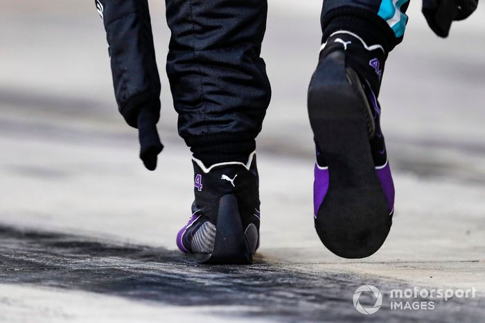 El calzado de Lewis Hamilton, Mercedes-AMG F1