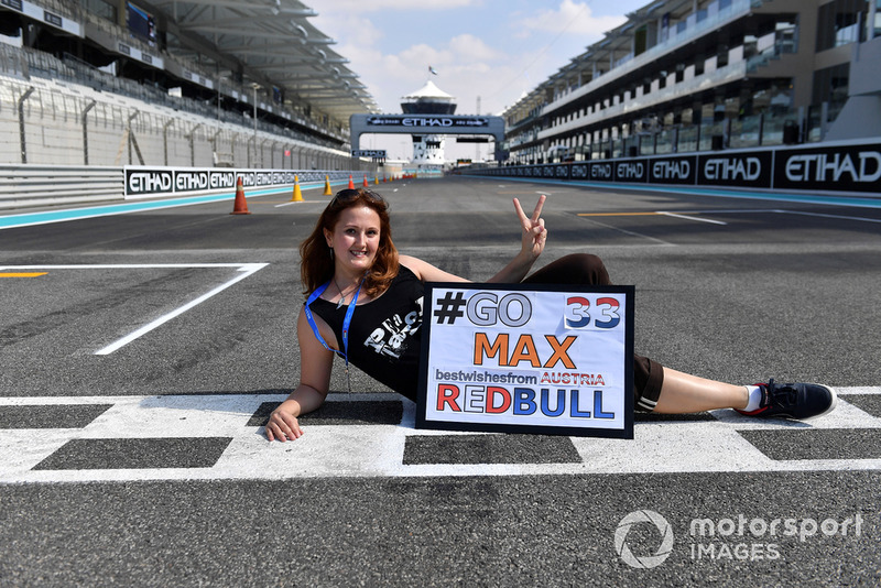 Una tifosa di Max Verstappen, Red Bull Racing