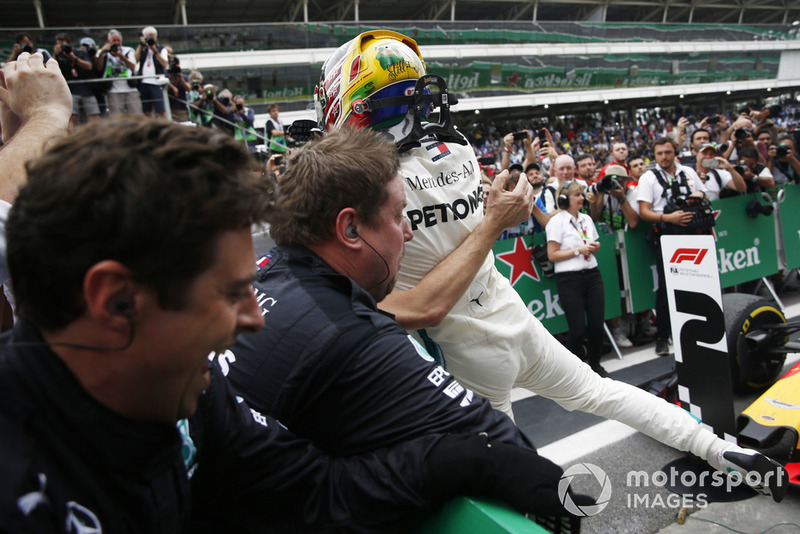 Льюіс Хемілтон, Mercedes AMG F1