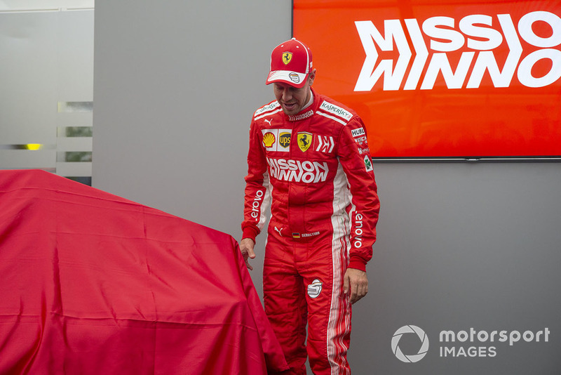Sebastian Vettel, Ferrari al lancio della nuova livrea Ferrari