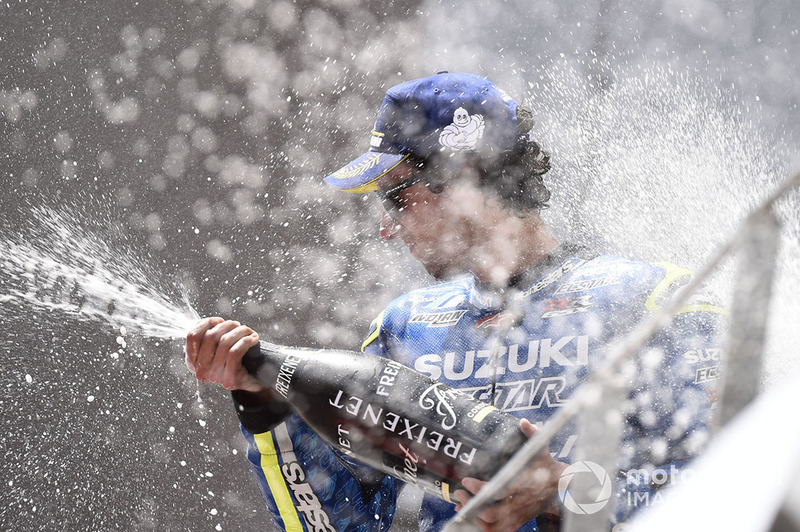 Podio: il secondo classificato Alex Rins, Team Suzuki MotoGP