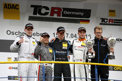 Podium: bester Junior Dominik Fugel, Team Honda ADAC Sachsen, Honda Civic TCR; 2. Benjamin Leuchter,