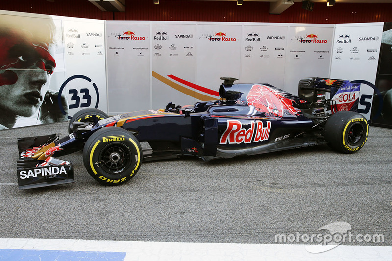 El Scuderia Toro Rosso STR11