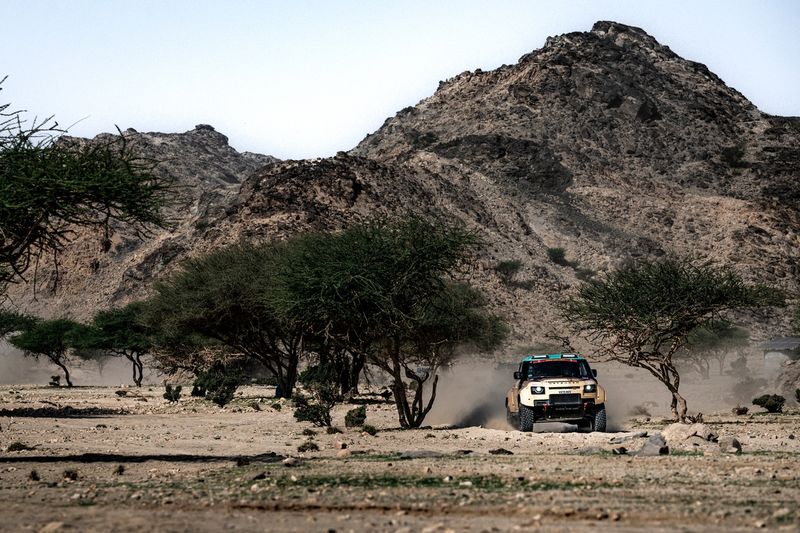 #504 Defender Rally, Defender D7X-R: Sara Price, Sean Berriman 