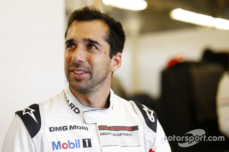 <img src="https://cdn-8.motorsport.com/static/img/cfp/0/0/0/200/208/s3/switzerland-3.jpg" alt="" width="20" height="12" /> Нил Джани
