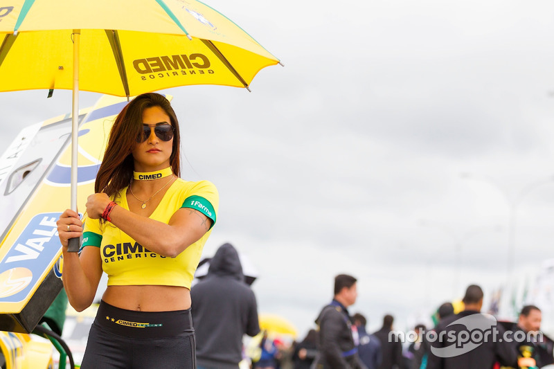 Grid girl