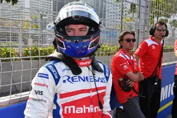 Nick Heidfeld, Mahindra Racing, in griglia