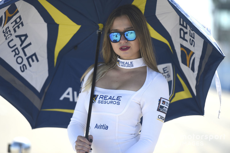 Grid girl