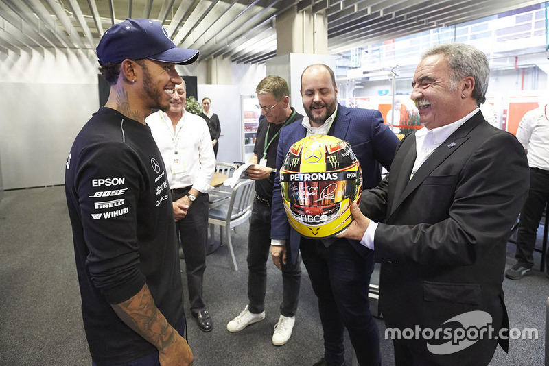 Льюіс Хемілтон, Mercedes AMG F1
