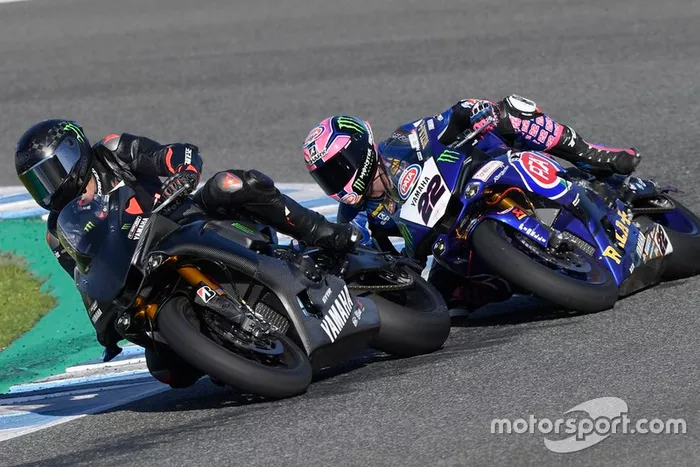 Lewis Hamilton probando la Yamaha Superbike en Jerez