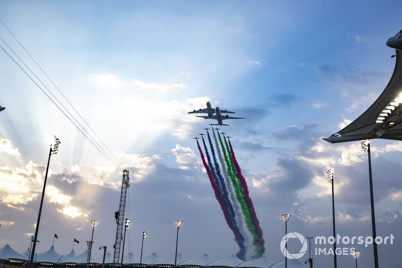 Flypast over the grid