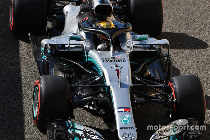 Lewis Hamilton, Mercedes AMG F1 W09 EQ Power+, avec le numéro 1 à l'avant