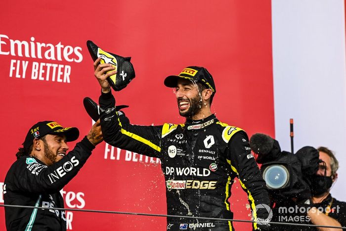 Lewis Hamilton, Mercedes-AMG F1, Daniel Ricciardo, Renault F1