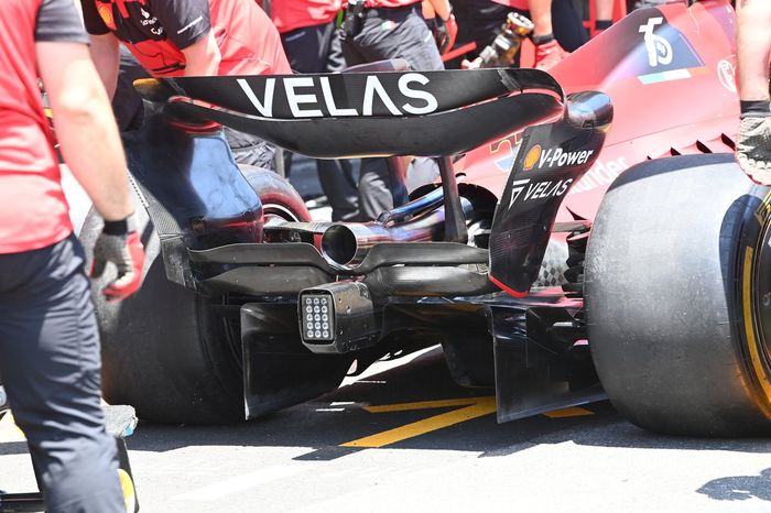 Detalle del alerón trasero del Ferrari F1-75