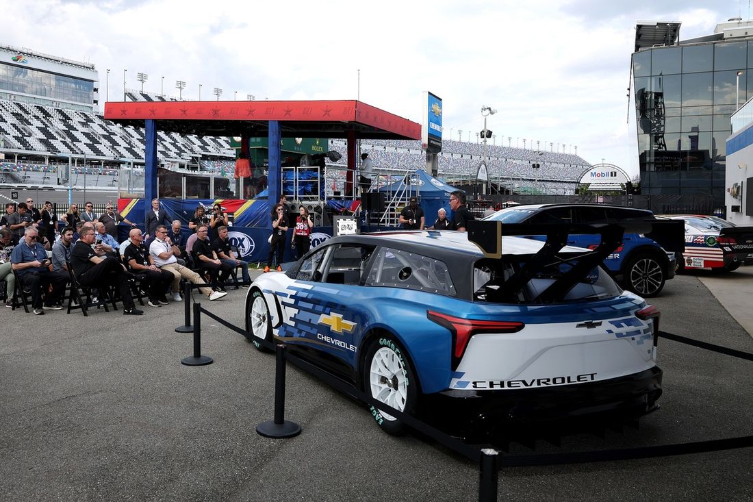 Chevrolet presenta el nuevo prototipo Blazer EV.R NASCAR