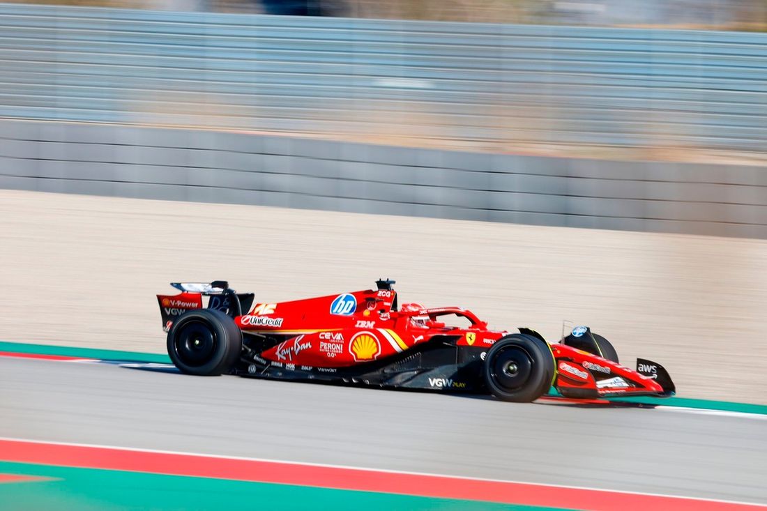 Charles Leclerc, Ferrari SF-24 podczas testów Pirelli