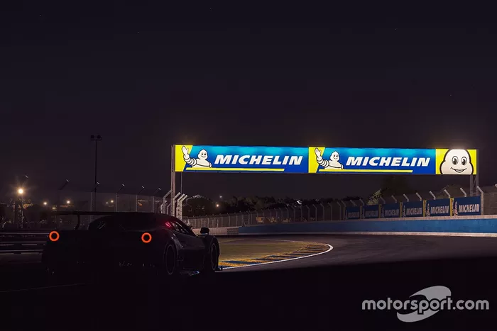 Acciones en pista de noche