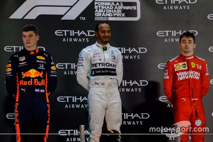 Podio: Max Verstappen, Red Bull Racing, Lewis Hamilton, Mercedes AMG F1, Charles Leclerc, Ferrari