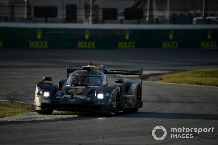 #5 JDC-Miller MotorSports Cadillac DPi: Joao Barbosa, Sebastien Bourdais, Loic Duval