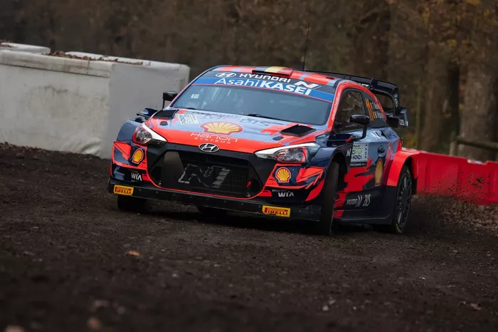 Thierry Neuville, Martijn Wydaeghe, Hyundai Motorsport Hyundai i20 Coupe WRC