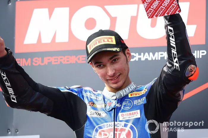 El ganador Toprak Razgatlioglu, Pata Yamaha