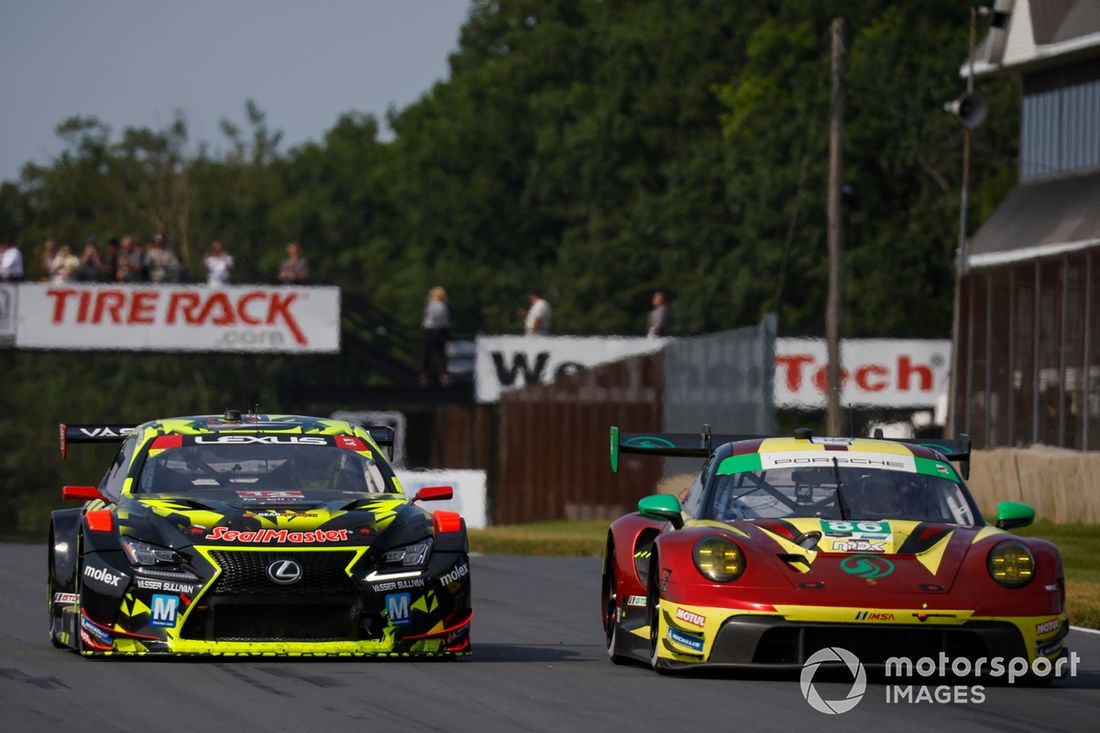 #86 MDK Motorsports Porsche 911 GT3 R: Kerong Li, Anders Fjordbach, #14 VasserSullivan Lexus RC F GT3: Jack Hawksworth, Ben Barnicoat
