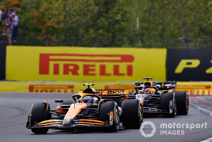 Lando Norris, McLaren MCL38, Max Verstappen, Red Bull Racing RB20