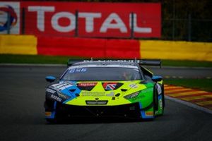 #77 Barwell Motorsport Lamborghini Huracan GT3 Evo: Rob Collard, Leo Machitski, Sandy Mitchell