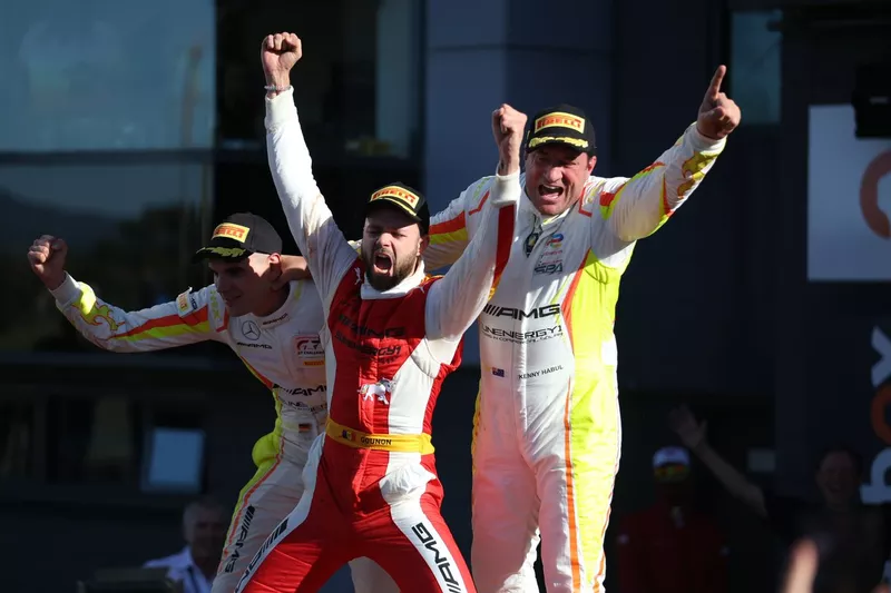 Winners #75 Sun Energy 1 Mercedes-AMG GT3: Kenny Habul, Jules Gounon, Luca Stolz