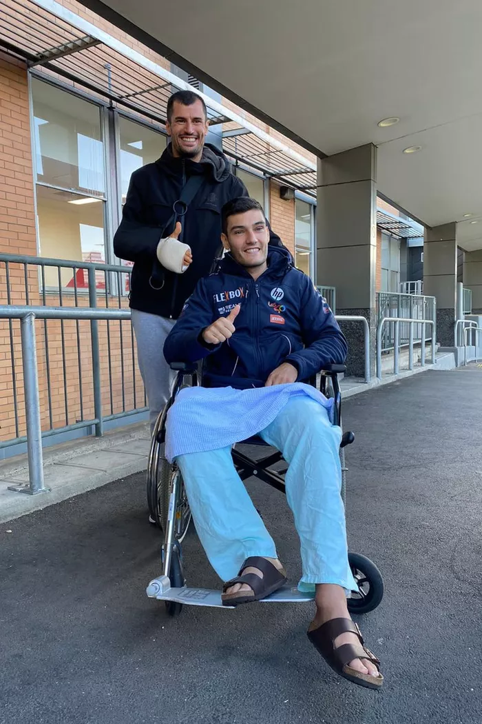 Jorge Navarro, FlexBox HP 40, con Simone Corse en el Hospital de Melbourne