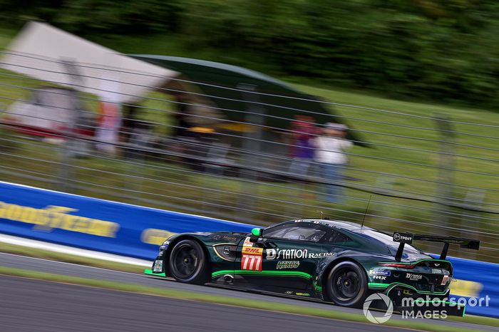 #777 D' Station Racing Aston Martin Vantage AMR GTE-AM: Satoshi Hoshino, Tomonobu Fujii, Charles Fagg