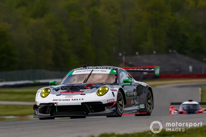 #88: Team Hardpoint EBM Porsche 911 GT3R, GTD: Katherine Legge, Rob Ferriol