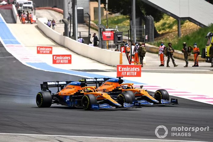 Daniel Ricciardo, McLaren MCL35M, Lando Norris, McLaren MCL35M
