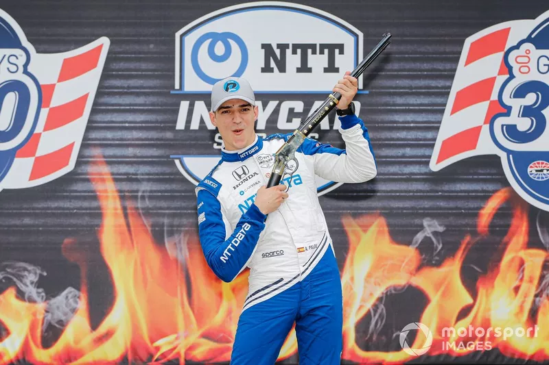 Ganador de la pole Alex Palou, Chip Ganassi Racing Honda