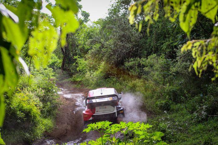 Kalle Rovanpera, Jonne Halttunen, Toyota Gazoo Racing WRT Toyota GR Yaris Rally1