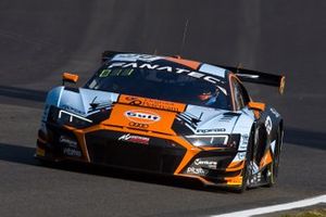 #30 Team WRT Audi R8 LMS evo II GT: Benjamin Goethe, Thomas Neubauer