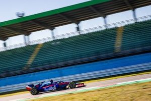 Daniil Kvyat, Scuderia Toro Rosso STR14