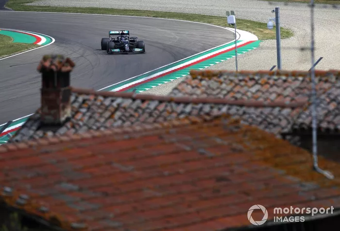 Lewis Hamilton, Mercedes W12