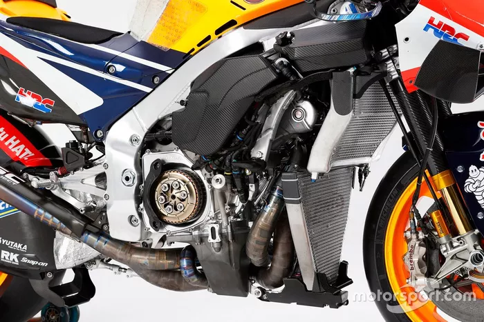 RC213V (Alex Marquez) 2020YM studio shot