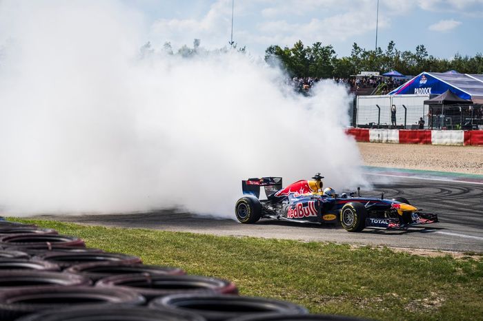 Sebastian Vettel, Red Bull RB7