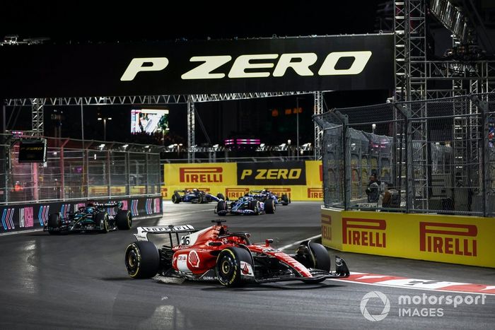 Charles Leclerc, Ferrari SF-23, George Russell, Mercedes F1 W14, Pierre Gasly, Alpine A523
