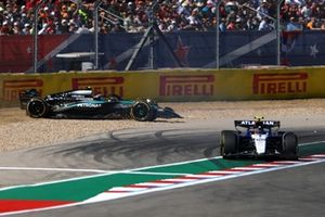 Andrea Kimi Antonelli, Mercedes, Carlos Sainz, Williams crash