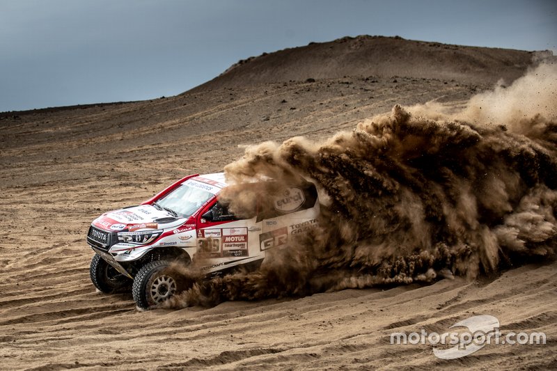 Бернхард тен Бринке и Ксавье Пансери, Toyota Gazoo Racing SA, Toyota Hilux (№309)