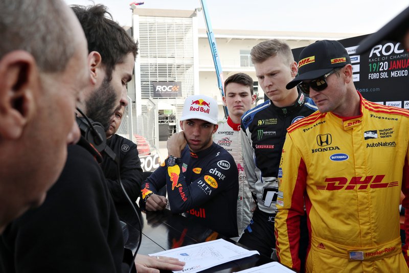Le briefing des pilotes