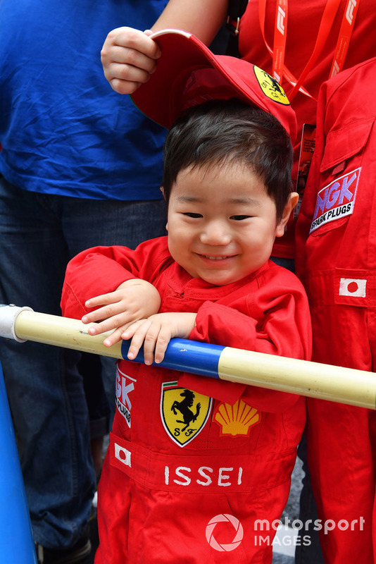 Young Ferrari fan