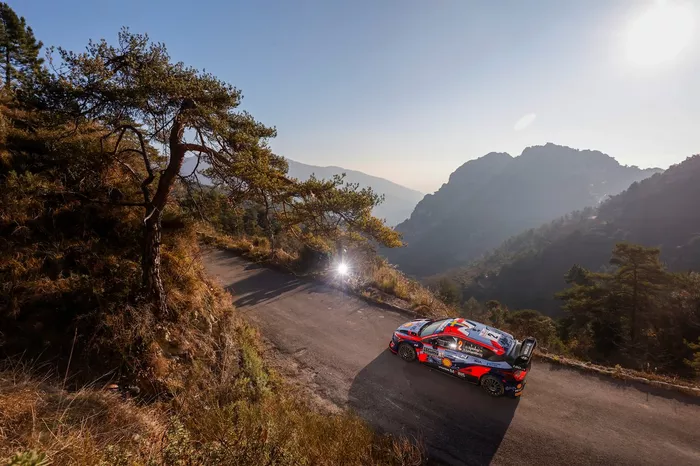 Oliver Solberg, Elliott Edmondson, Hyundai Shell Mobis World Rally Team Hyundai i20 N Rally1